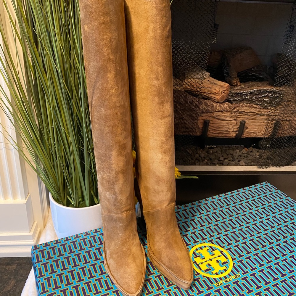 🔥PRICE DROP🔥TORY BURCH LILA HEELED TALL BOOT - Picture 2 of 8